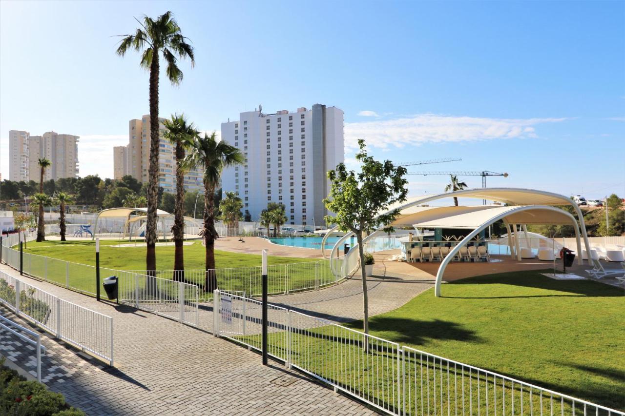 Sunset Waves Deluxe Poniente Appartement